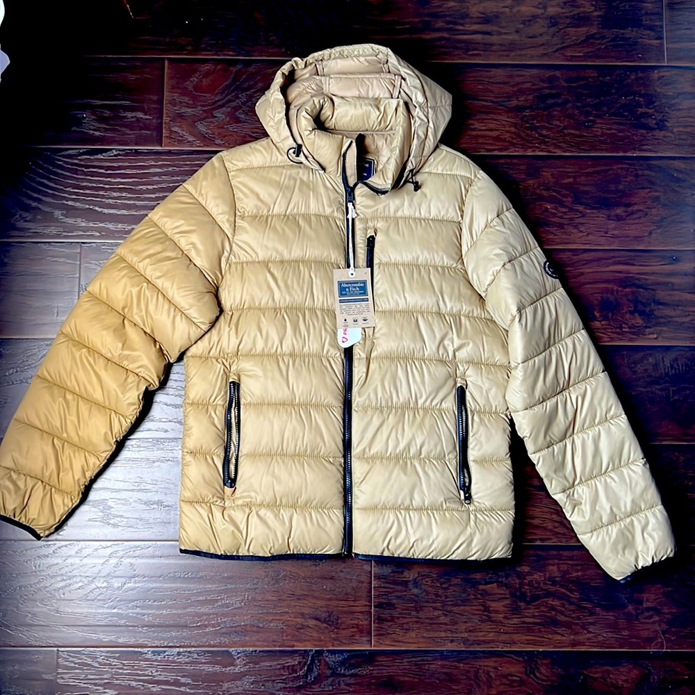 Abercrombie & Fitch puffer jacket